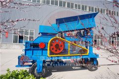 移動(dòng)式對輥制砂機(jī)對物料的作用三步驟